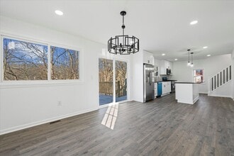 53 Owasco St in Auburn, NY - Foto de edificio - Building Photo