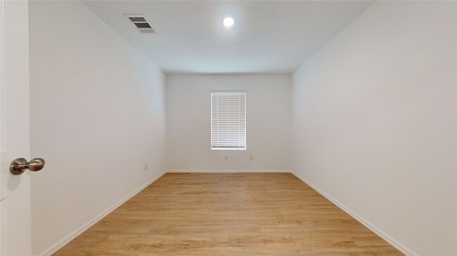 property at 27014 Breakaway Ln