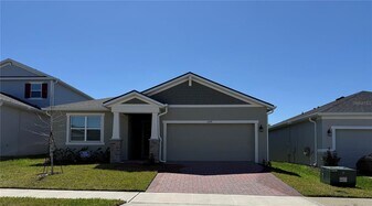2729 Sweet Acacia Dr in Clermont, FL - Building Photo