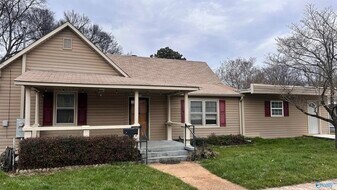 1109 Humes Ave NE in Huntsville, AL - Building Photo