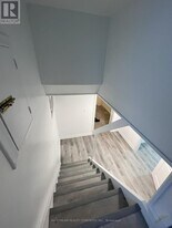 24 Dunboyne Ct in Toronto, ON - Building Photo