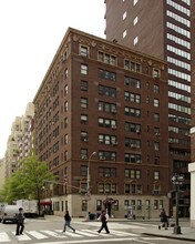 22 E 36th St in New York, NY - Foto de edificio - Building Photo