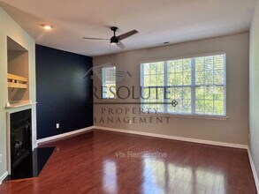 3839 Cary Glen Blvd in Cary, NC - Building Photo - Building Photo