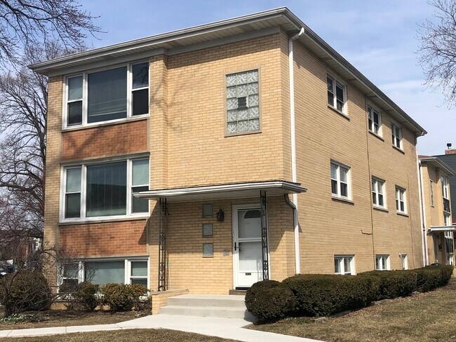 5340 N Central Ave-Unit -2ND in Chicago, IL - Building Photo - Building Photo