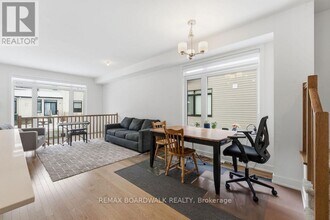 1016 Montelena Rd in Ottawa, ON - Building Photo - Building Photo