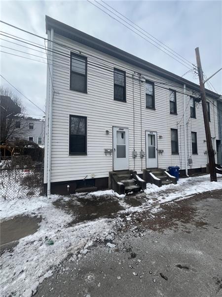 2840 Harcum Wy in Pittsburgh, PA - Building Photo