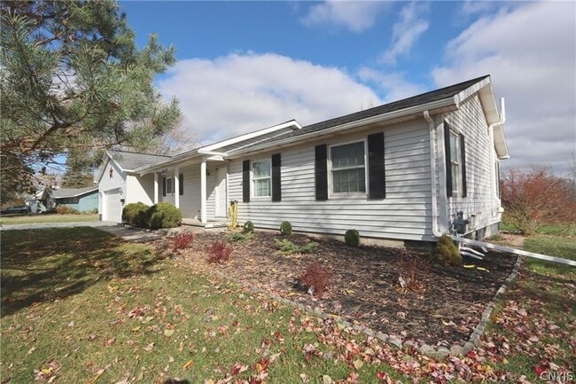 8612 Peck St in Evans Mills, NY - Building Photo - Building Photo