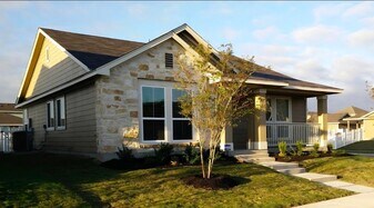517 Heritage Springs Trail in Round Rock, TX - Building Photo