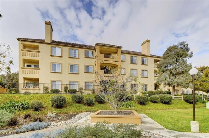 2045 Burton St, Unit 60 in San Diego, CA - Building Photo