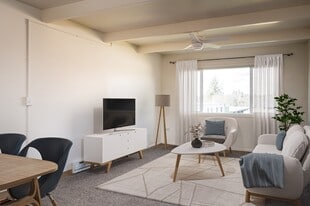 The Scholls Apartments in Portland, OR - Building Photo