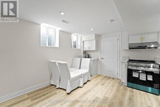 904 Somerville Terrace in Milton, ON - Building Photo - Building Photo