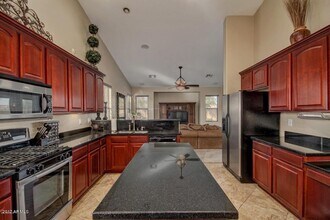 3574 S Danielson Way in Chandler, AZ - Building Photo - Building Photo
