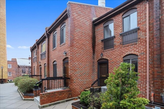 property at 1076 Paper Mill Ct