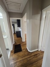 1415 W Duchesne Dr in Florissant, MO - Foto de edificio - Building Photo