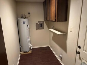 5A5B W Broadway Ct in Longview, TX - Building Photo - Building Photo