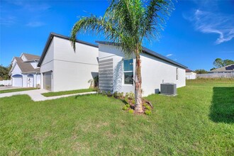 649 James Ct in Kissimmee, FL - Foto de edificio - Building Photo