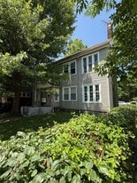 3327 Yorkshire Rd in Cleveland Heights, OH - Building Photo