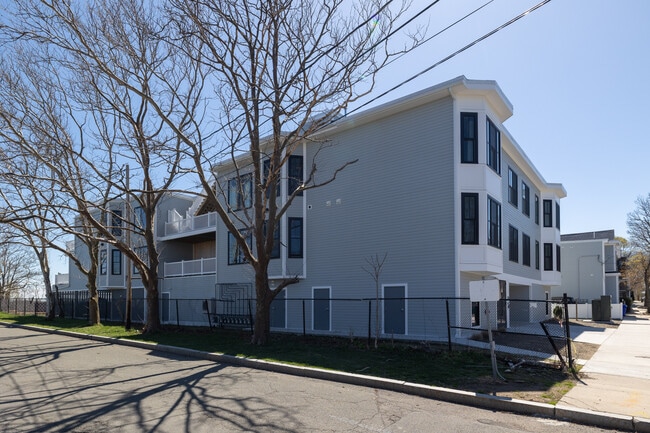 Coleridge Coast in Boston, MA - Foto de edificio - Building Photo