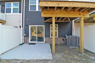 25 Baybreeze Dr in Waretown, NJ - Building Photo - Building Photo