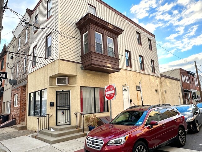 1814 S 13th St, Unit 2nd floor