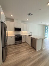 2537 Little Rock Lane in Simi Valley, CA - Building Photo - Building Photo