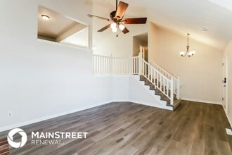 820 NW Rosaceae Dr in Blue Springs, MO - Foto de edificio - Building Photo