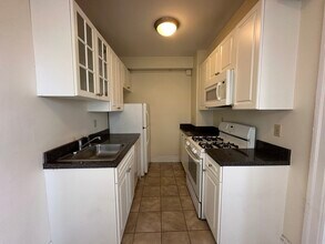 1401 Beacon St in Brookline, MA - Building Photo - Building Photo