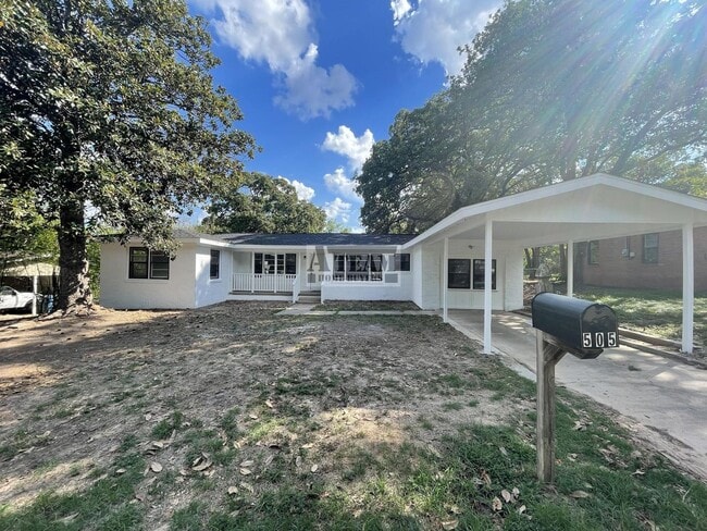 property at 505 Highland Dr
