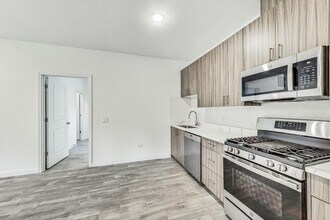 6135 S Kimbark Ave, Unit 103 in Chicago, IL - Foto de edificio - Building Photo