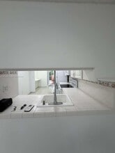 6538 W 2nd Ct in Hialeah, FL - Building Photo - Building Photo