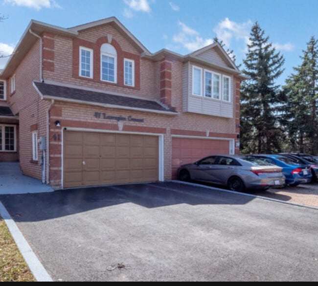 property at 41 Lauraglen Cres