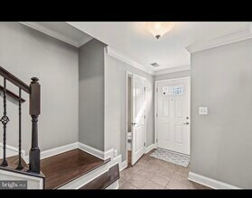 1265 Elderslie Ln in York, PA - Foto de edificio - Building Photo