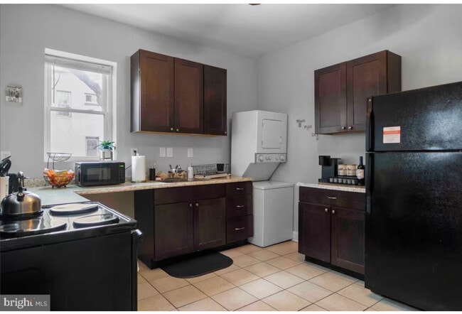 236 E 25th St in Baltimore, MD - Building Photo - Building Photo