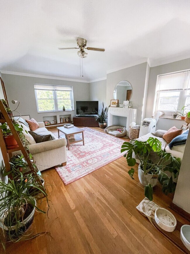 1413 Ashland Ave in Columbus, OH - Building Photo - Building Photo