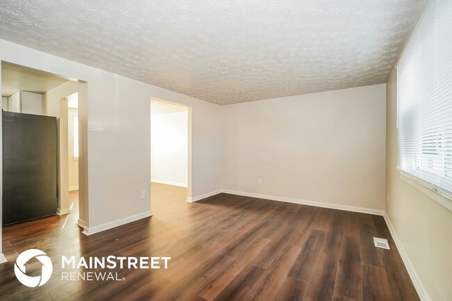 4005 Vermilion Ave in Groveport, OH - Building Photo - Building Photo