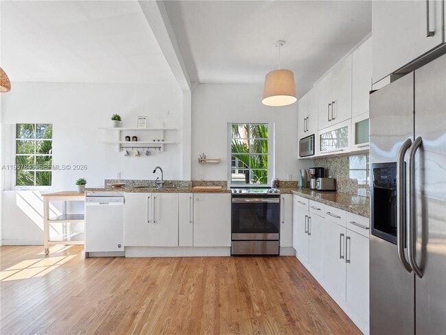 property at 727 14th Pl