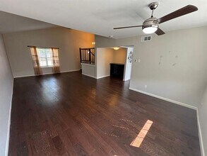2113 Via Del Norte in Carrollton, TX - Building Photo - Building Photo