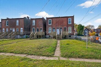 551 Bates St in St. Louis, MO - Foto de edificio - Building Photo