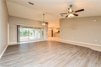 205 Mariner Ln in Rotonda West, FL - Building Photo - Building Photo