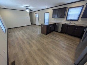 16213 Normandy St in Clinton Township, MI - Building Photo - Building Photo