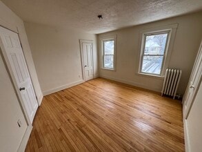 78 Birch St in Worcester, MA - Building Photo - Building Photo