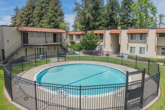 975 Murrieta Blvd in Livermore, CA - Building Photo - Building Photo