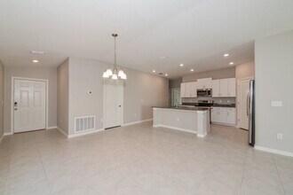 816 Calico Scallop St in Ruskin, FL - Building Photo - Building Photo