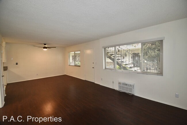 5455 Bellingham Ave in Los Angeles, CA - Building Photo - Building Photo