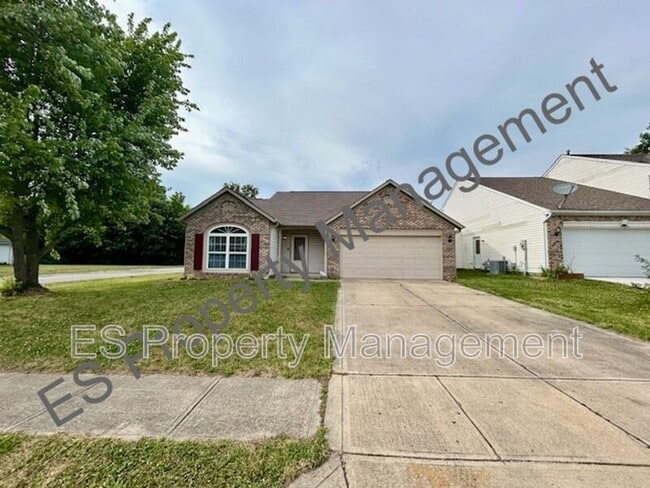 11616 Rothe Way in Indianapolis, IN - Foto de edificio - Building Photo