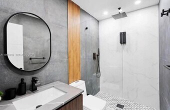 2871 NW 204th Ln in Miami Gardens, FL - Building Photo - Building Photo