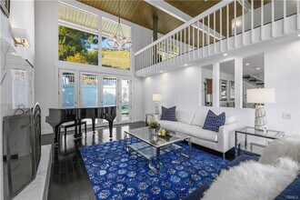 11831 Bel Terrace in Los Angeles, CA - Building Photo - Building Photo