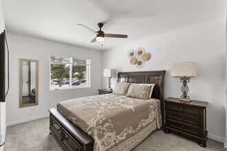 Pine Creek Apartments in Wisconsin Dells, WI - Foto de edificio - Building Photo