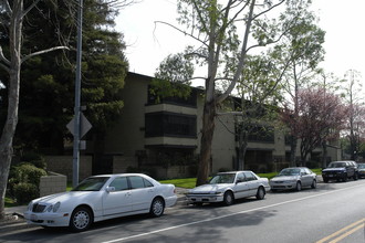 Hayward Villa Apartments in Hayward, CA - Building Photo - Building Photo