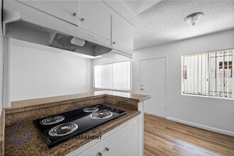 768 Gaviota Ave. in Long Beach, CA - Building Photo - Building Photo